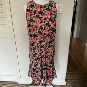 Cute and Bright Floral silk-like dress